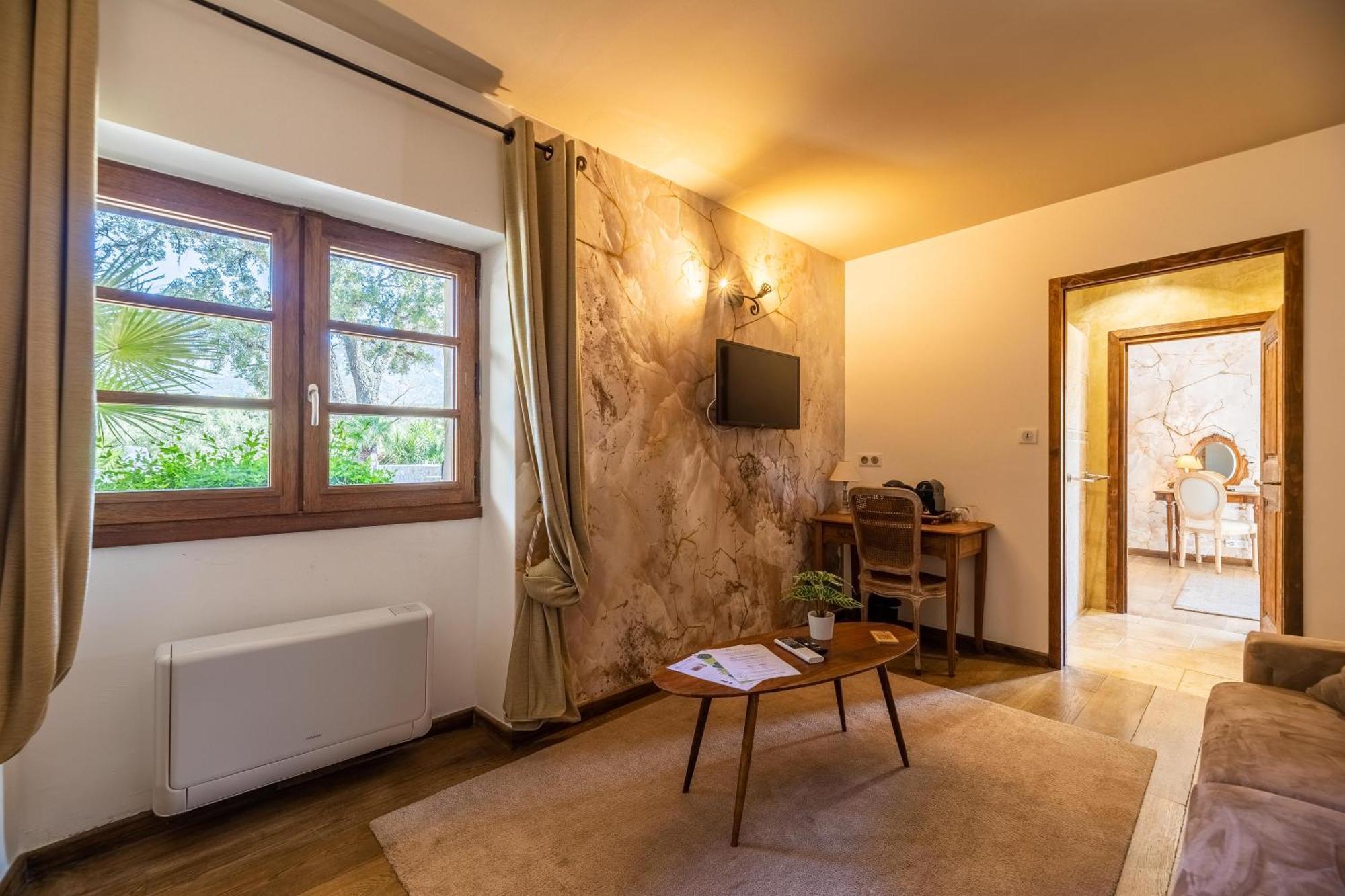 Domaine Du Reginu Hotel Santa-Reparata-di-Balagna ภายนอก รูปภาพ