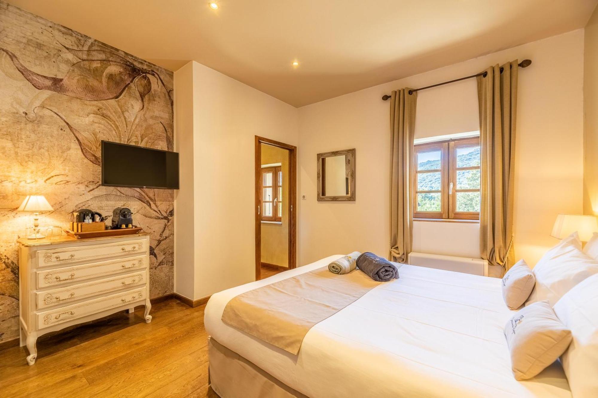Domaine Du Reginu Hotel Santa-Reparata-di-Balagna ภายนอก รูปภาพ